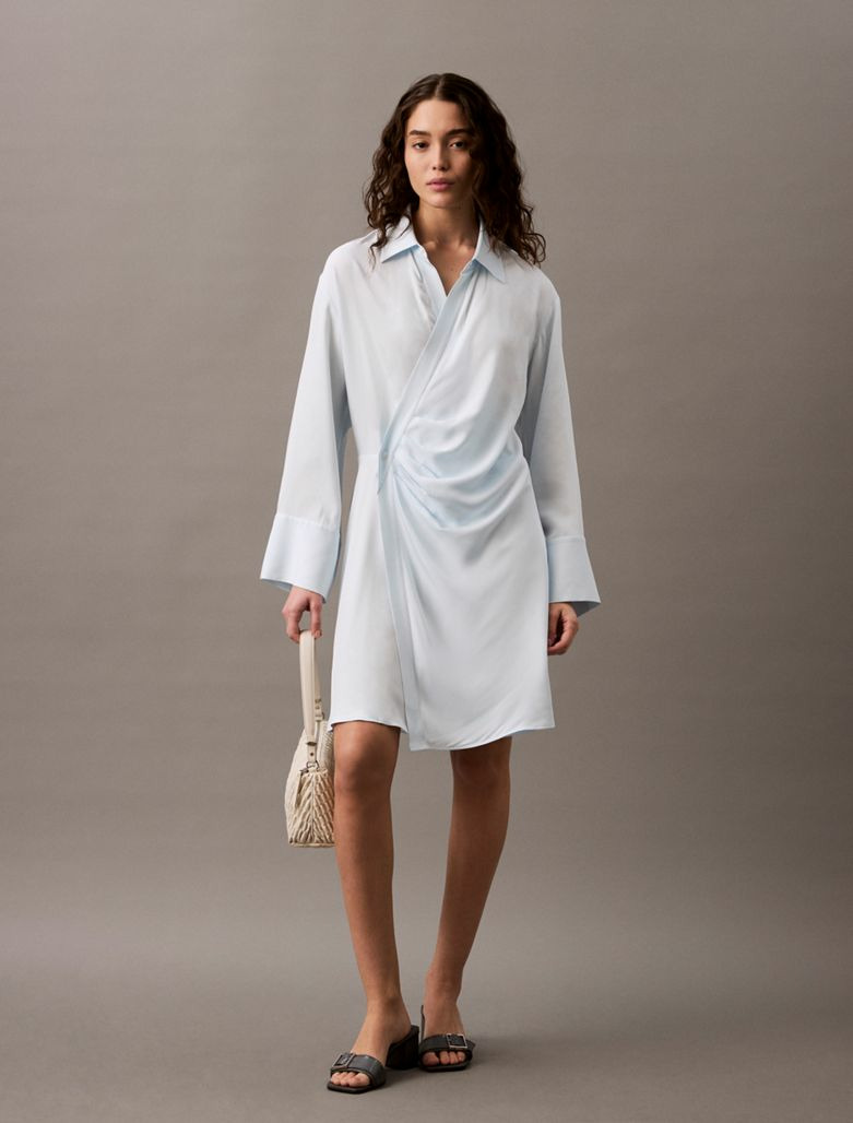 ROBE ENVELOPPE À PLIS