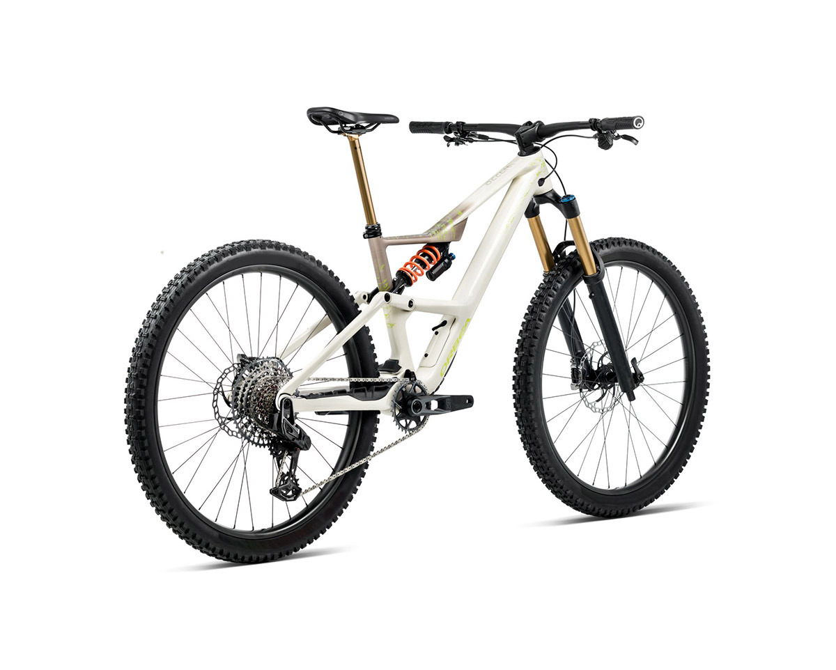 VTT tout suspendu OCCAM LT M-TEAM Blanc Ivoire/Nickel