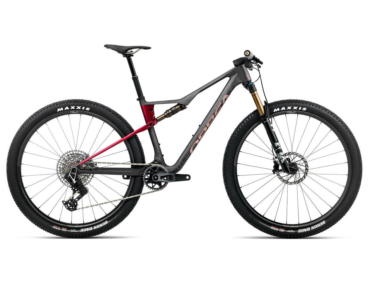 VTT tout suspendu OIZ M-TEAM AXS Diamant/Rouge Cerise