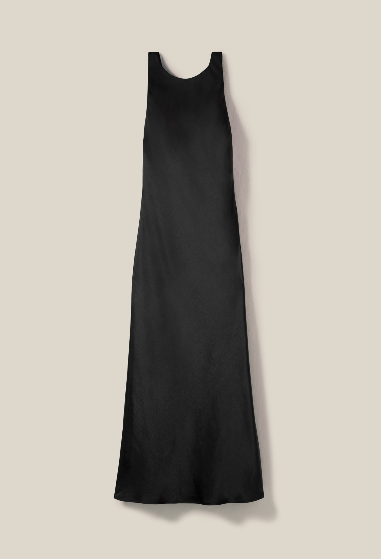 Robe longue satinée