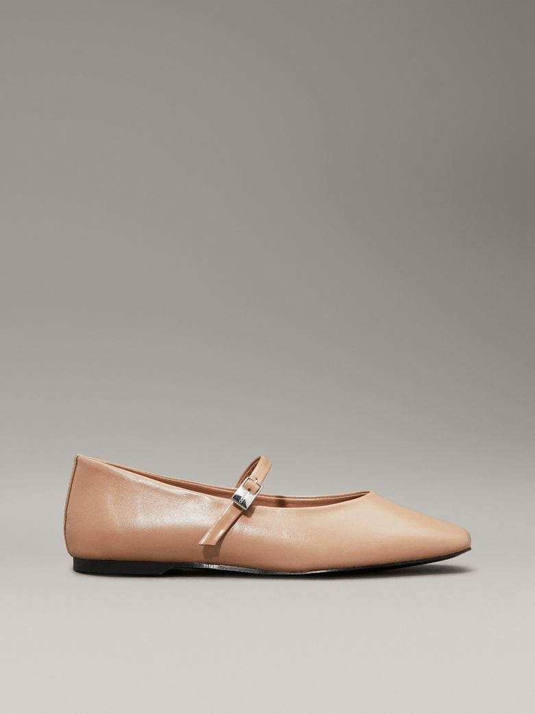 BALLERINE EN CUIR