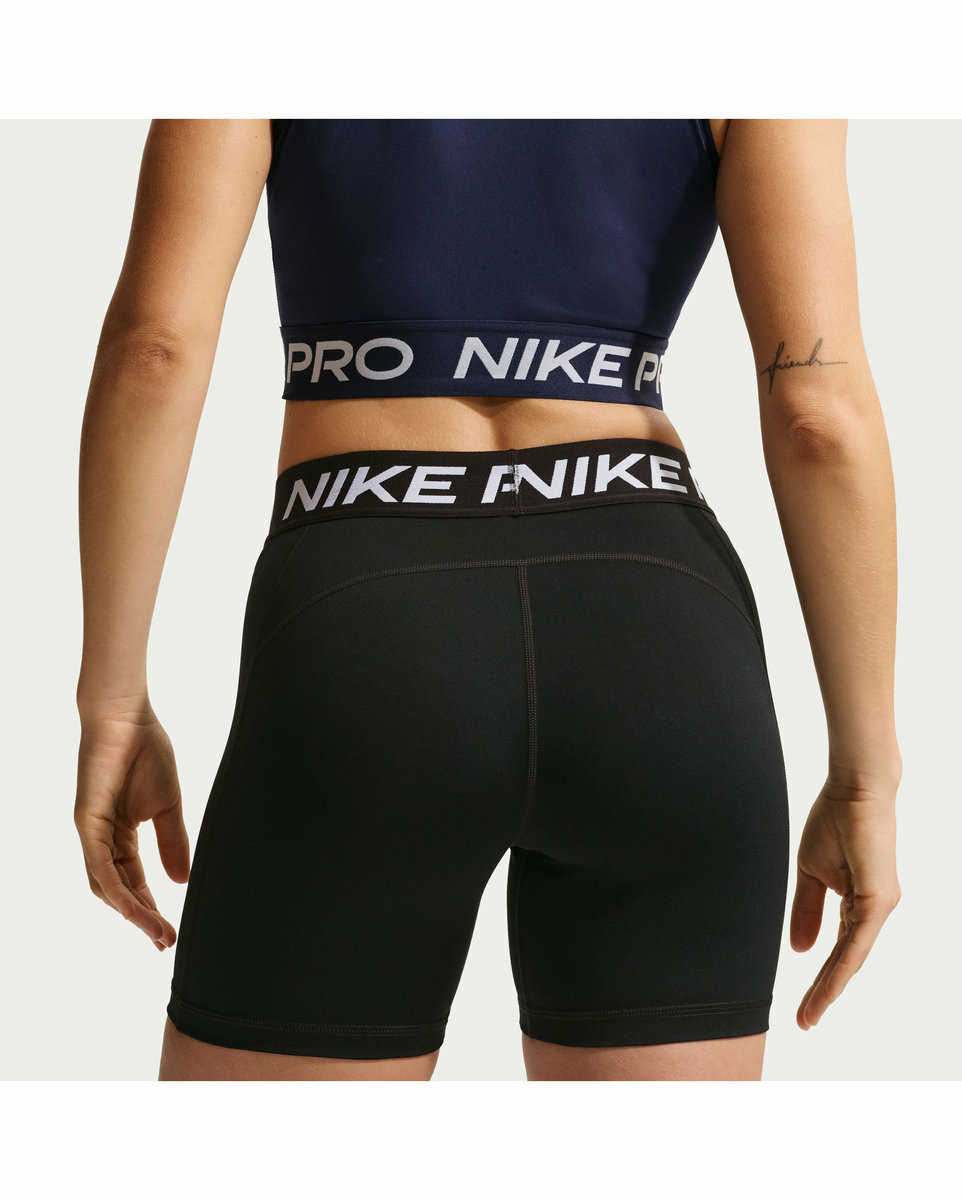 Short de fitness Femme W NP DF 365 MR 5IN SHORT USM Noir