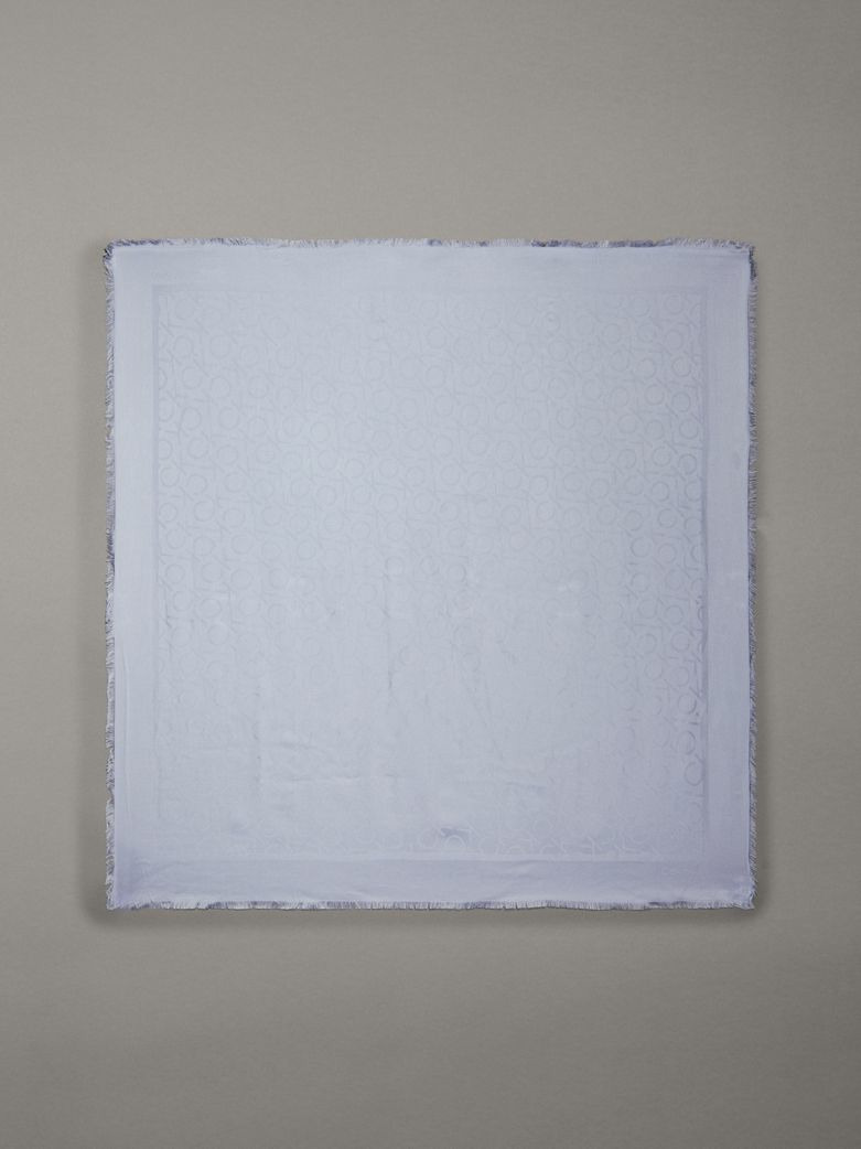 ÉCHARPE CARRE EN JACQUARD MONOGRAMME