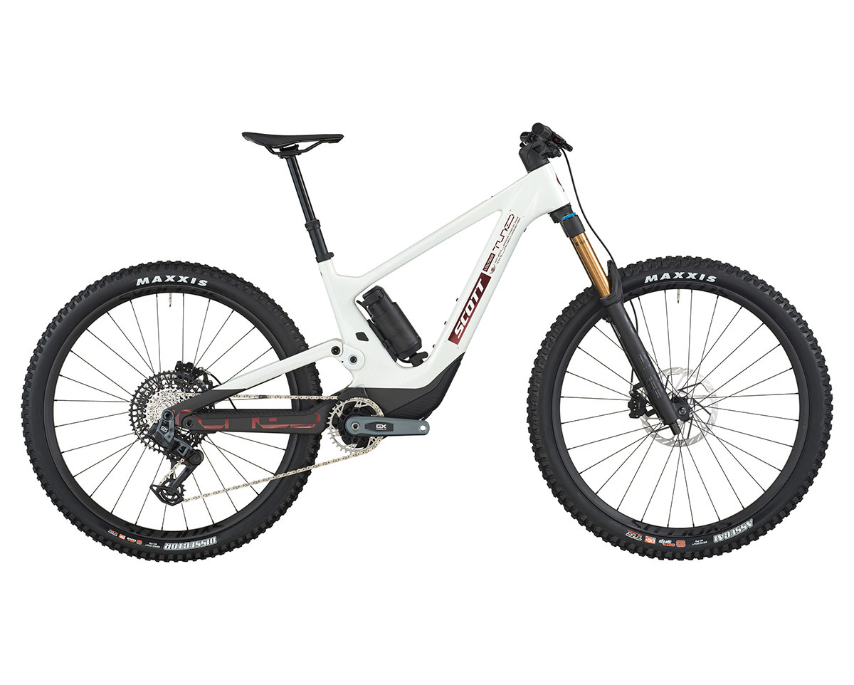 VTT tout suspendu électrique VOLTAGE 900 TUNED Noir Carbone/Blanc Pastel