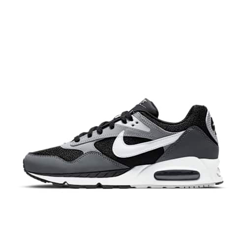 NIKE AIR MAX CORRELATE