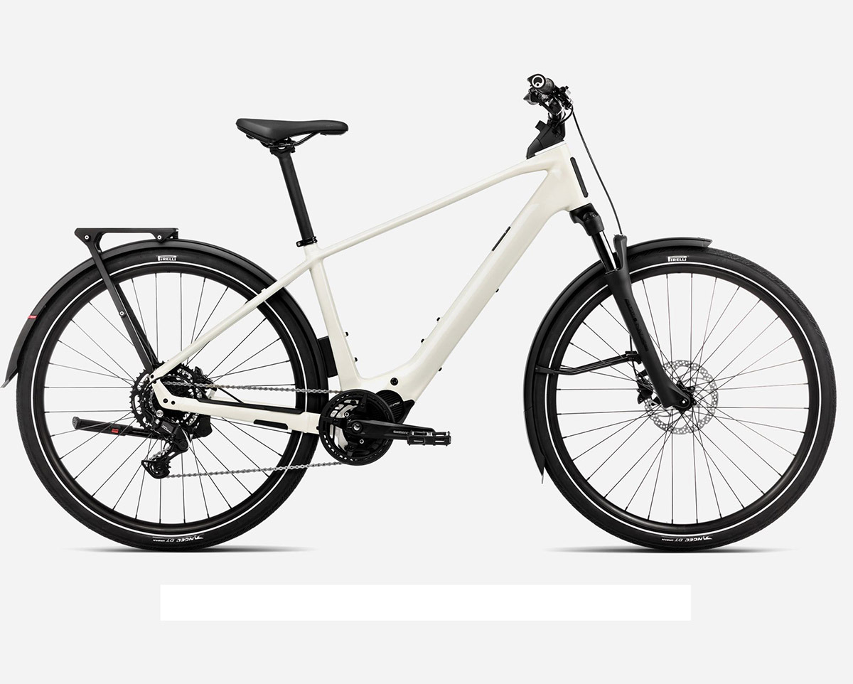 Vélo urbain/trekking électrique KEMEN TOUR 30 Blanc Ivoire