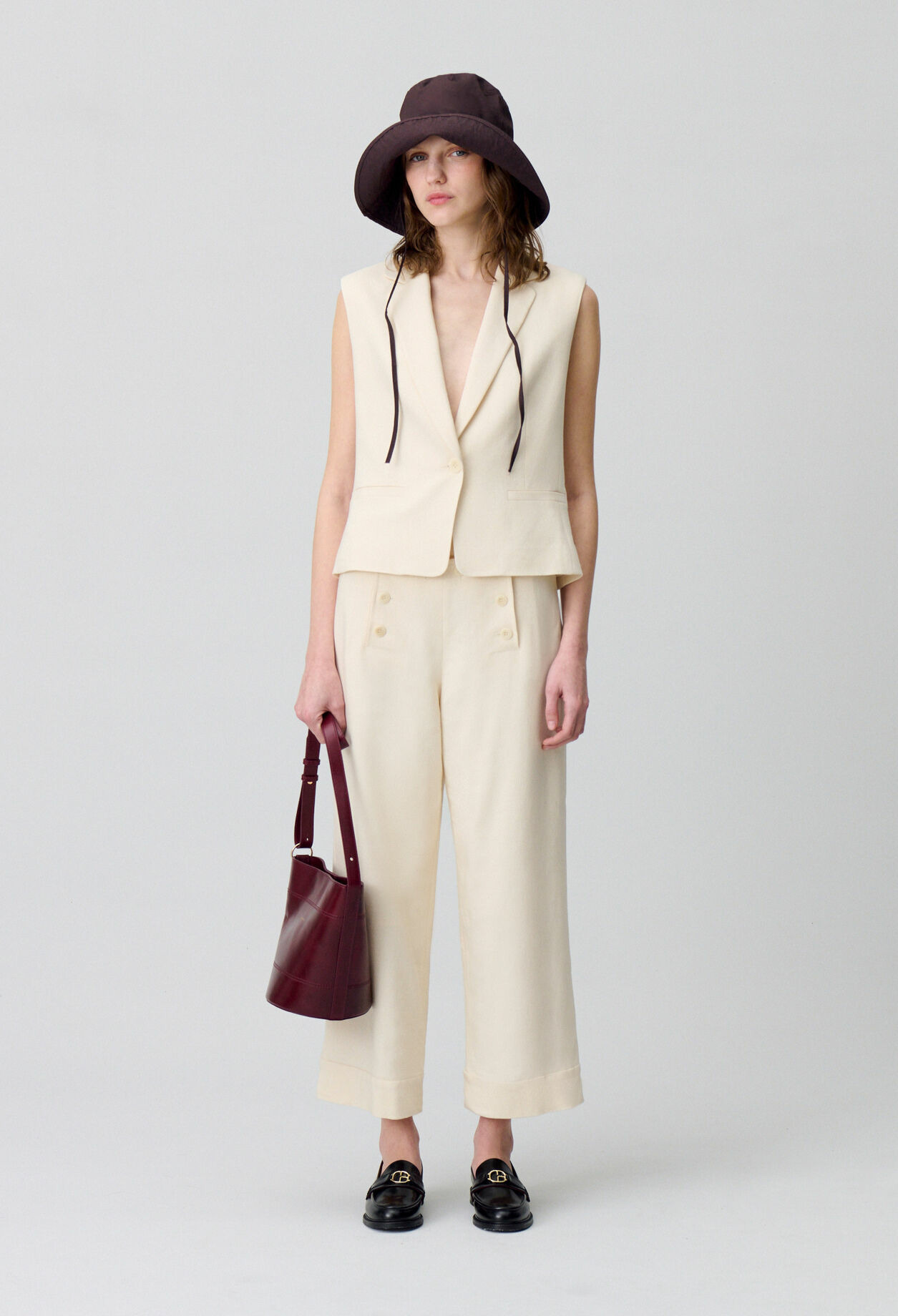 Veste de tailleur sans manches