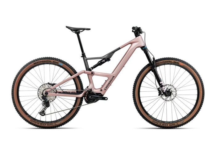 VTT tout suspendu électrique RISE SL M20 630W Rose du Désert/Carbone