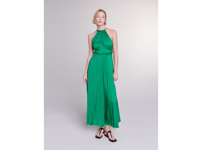 Robe longue satinée plissée