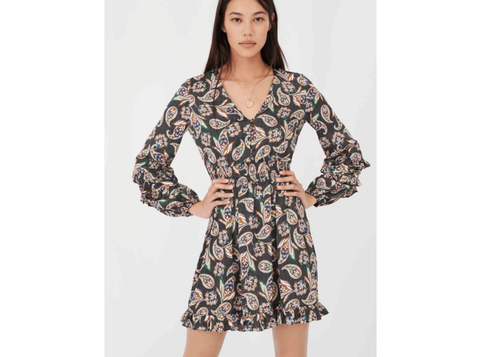 Robe en satin imprimé à volants