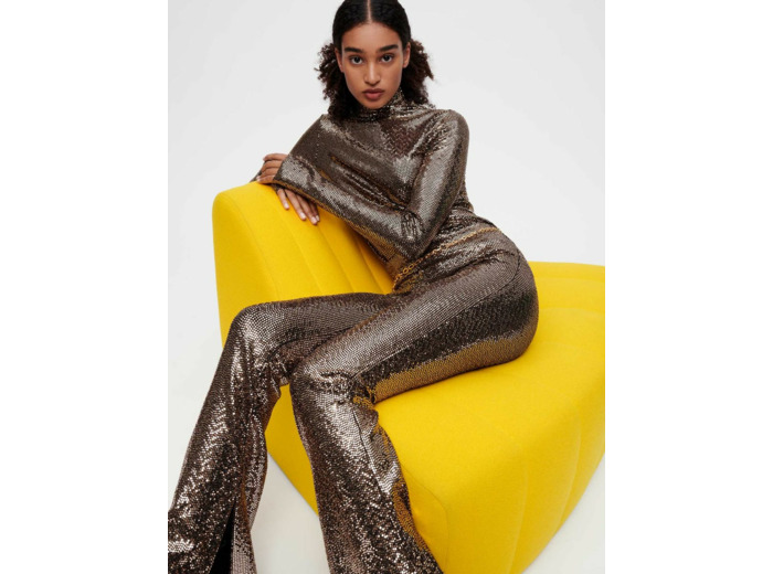 Pantalon stretch et évasé à sequins