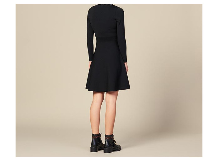 Robe courte en maille avec col tailleur