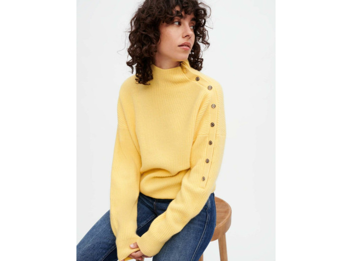 Pull en cachemire avec pressions dorés