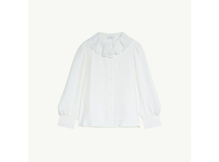 Chemise avec collerette en dentelle