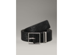 CEINTURE EN CUIR AVEC BOUCLE CARREE