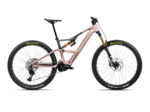 VTT tout suspendu électrique RISE LT M-TEAM 630W Rose du Désert/Carbone