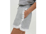 Short en molleton à volants en broderie