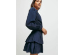 Robe en satin à volants