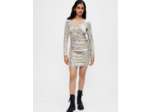 Robe en velours rebrodée de sequins