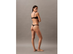 STRING THONG EN LACE FLORALE NOIRE