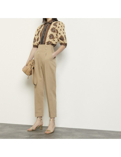Pantalon taille haute avec boutons
