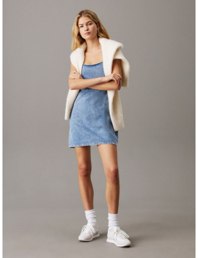 ROBE MINI EN DENIM ICONIQUE