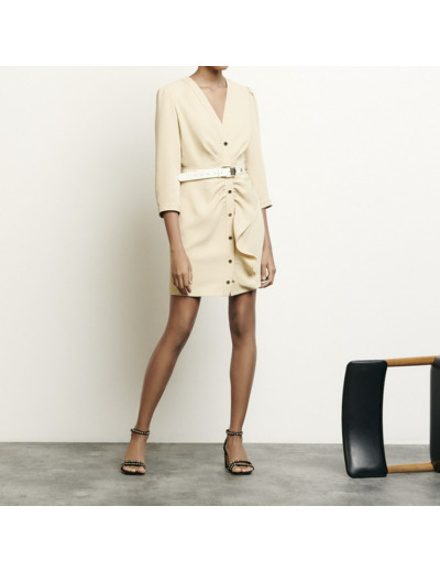 Robe courte avec basque