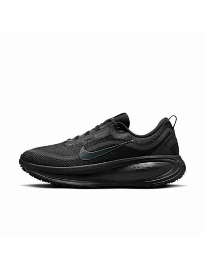 NIKE VOMERO 18 GTX