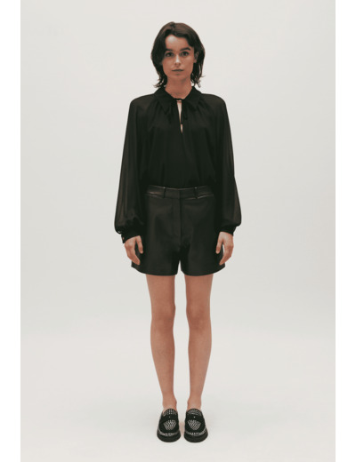 Short cuir noir