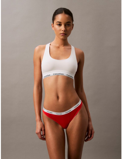 STRING MODERNE AVEC LOGO