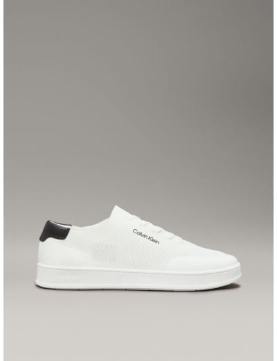 BASKETS EN TRICOT À LACETS BASSES