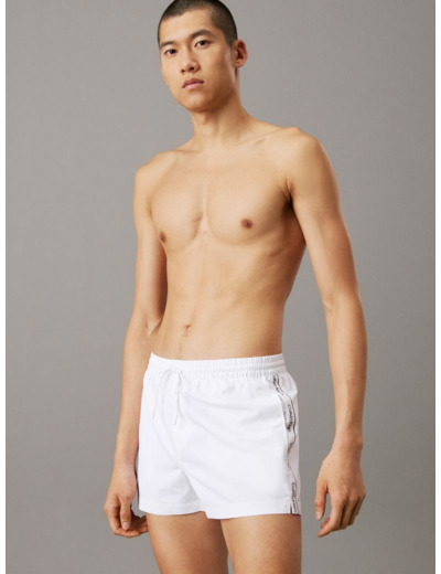 SHORTS DE BAIN COURTS AVEC CORDON DE SERRAGE