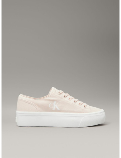 BASKETS BASSES À SEMELLE PLATE VULCANISÉE