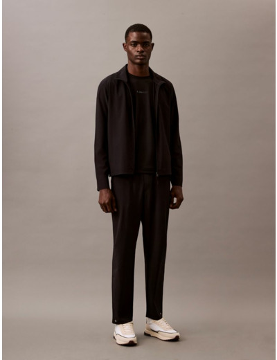 VESTE DE COURSE ANTI-VENT