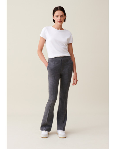 Pantalon flare près du corps gris