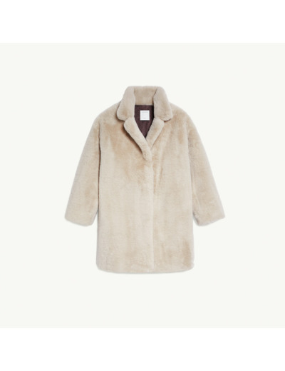 Manteau en fausse fourrure