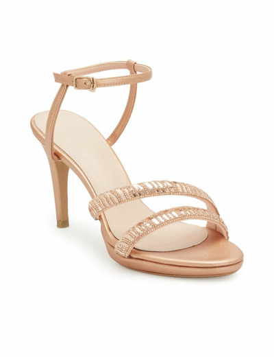 รองเท้าส้นสูงผู้หญิง