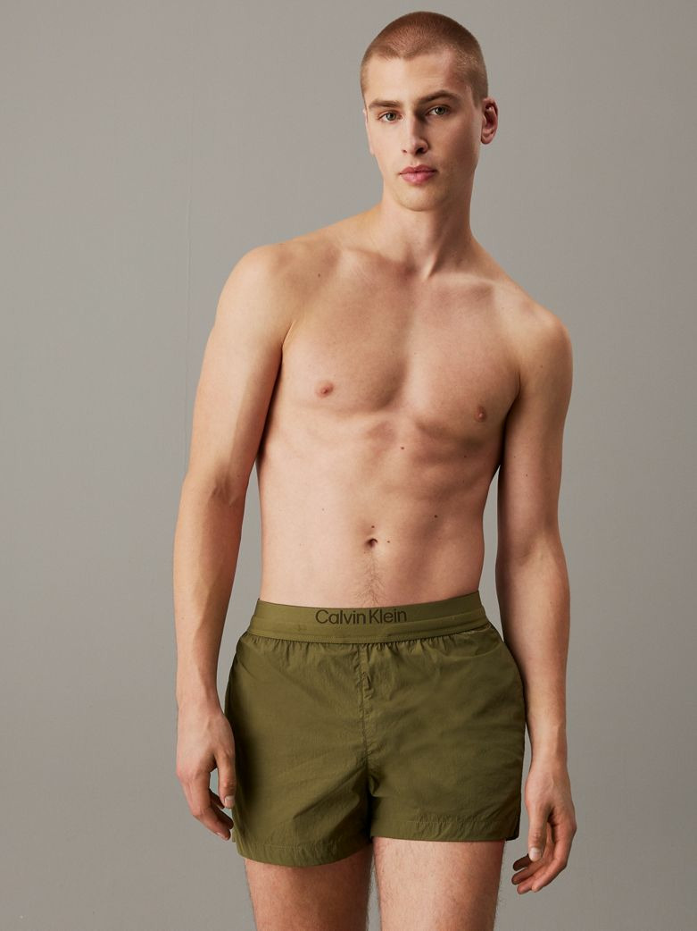 SHORTS DE BAIN COURTS AVEC CEINTURE LOGO