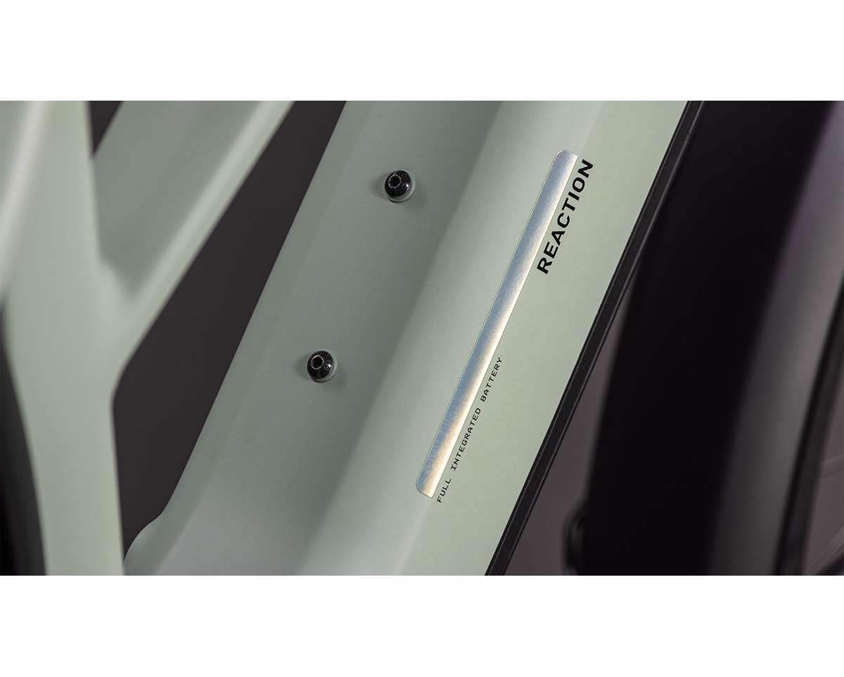 VTT semi rigide électrique REACTION HYBRID PRO 800 FE Blanc/Vert