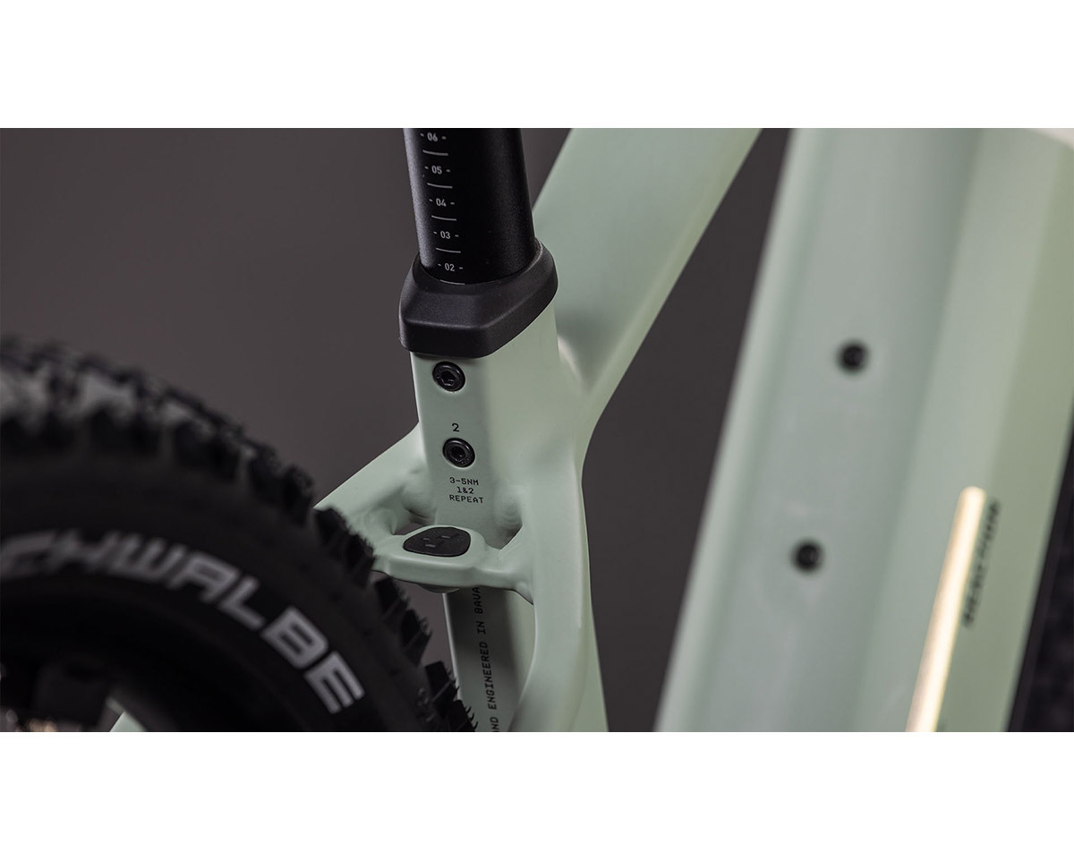 VTT semi rigide électrique REACTION HYBRID PRO 800 Blanc/Vert