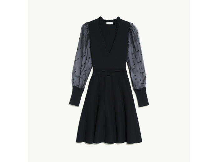 Robe en maille et manches plumetis