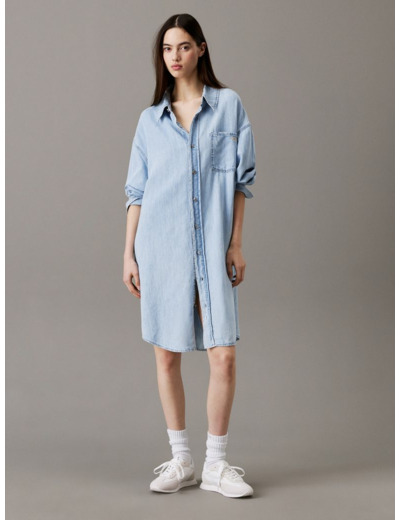 ROBE CHEMISE EN DENIM DÉCONTRACTÉE
