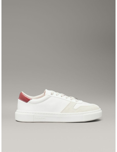 BASKETS À LACETS AVEC SEMELLE EN CAOUTCHOUC