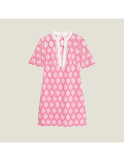 Robe courte en broderie anglaise