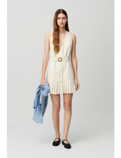 Robe courte cintrée plissée