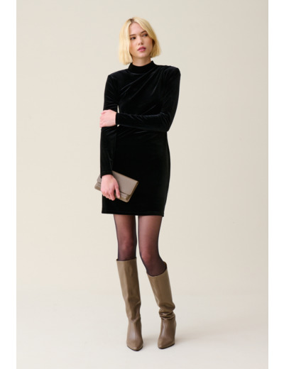 Robe courte cintrée velours noir