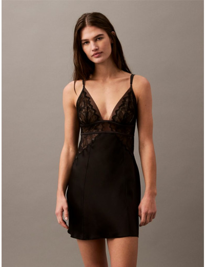 CHEMISE EN DENTELLE FLORALE NOIRE